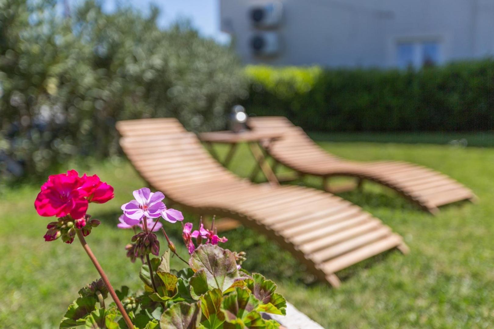 Appartamento Riva Garden Exclusive Funtana Esterno foto